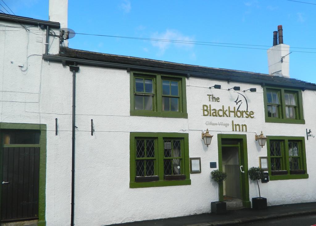 The Black Horse Inn Brighouse Exterior foto