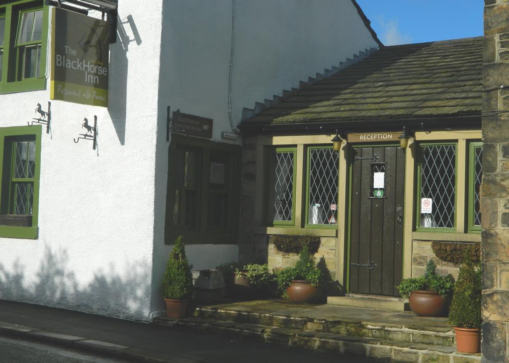 The Black Horse Inn Brighouse Exterior foto