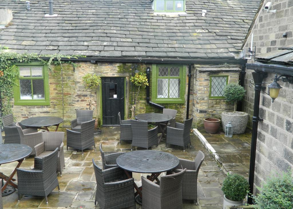 The Black Horse Inn Brighouse Exterior foto
