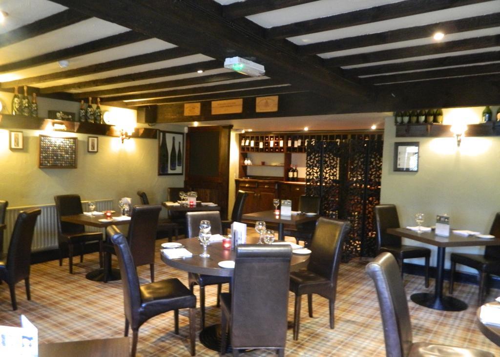 The Black Horse Inn Brighouse Exterior foto
