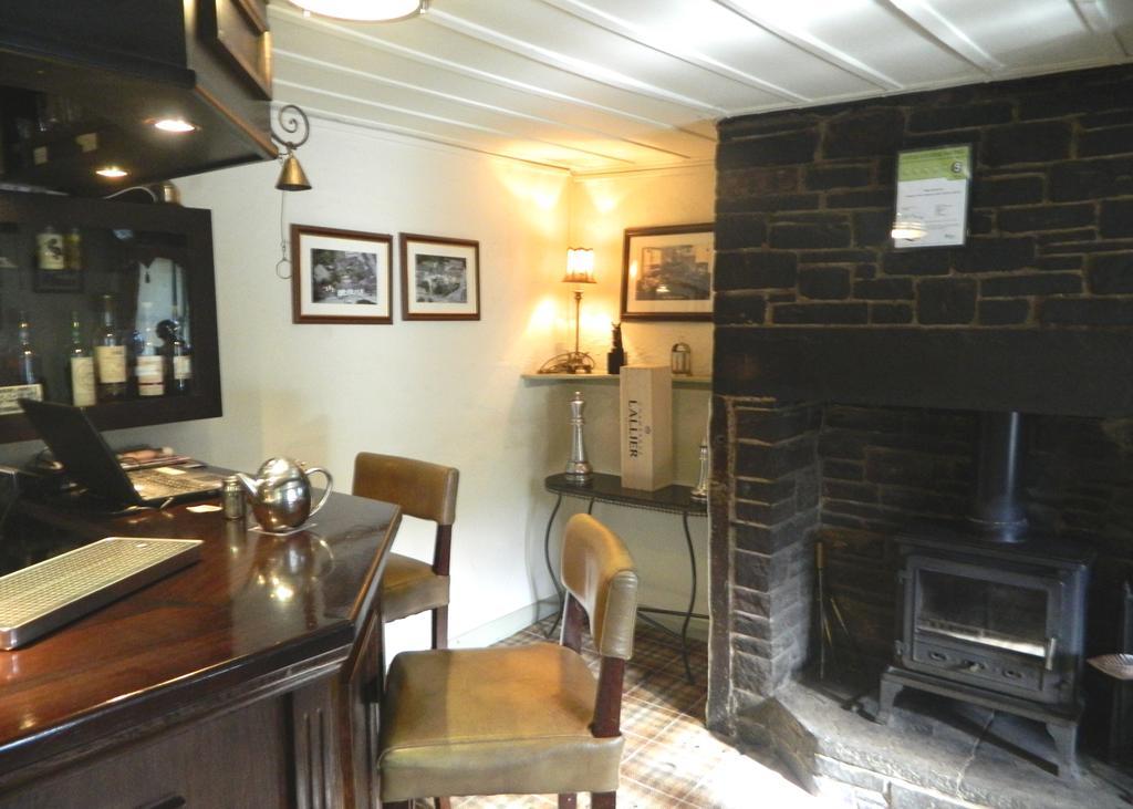 The Black Horse Inn Brighouse Exterior foto